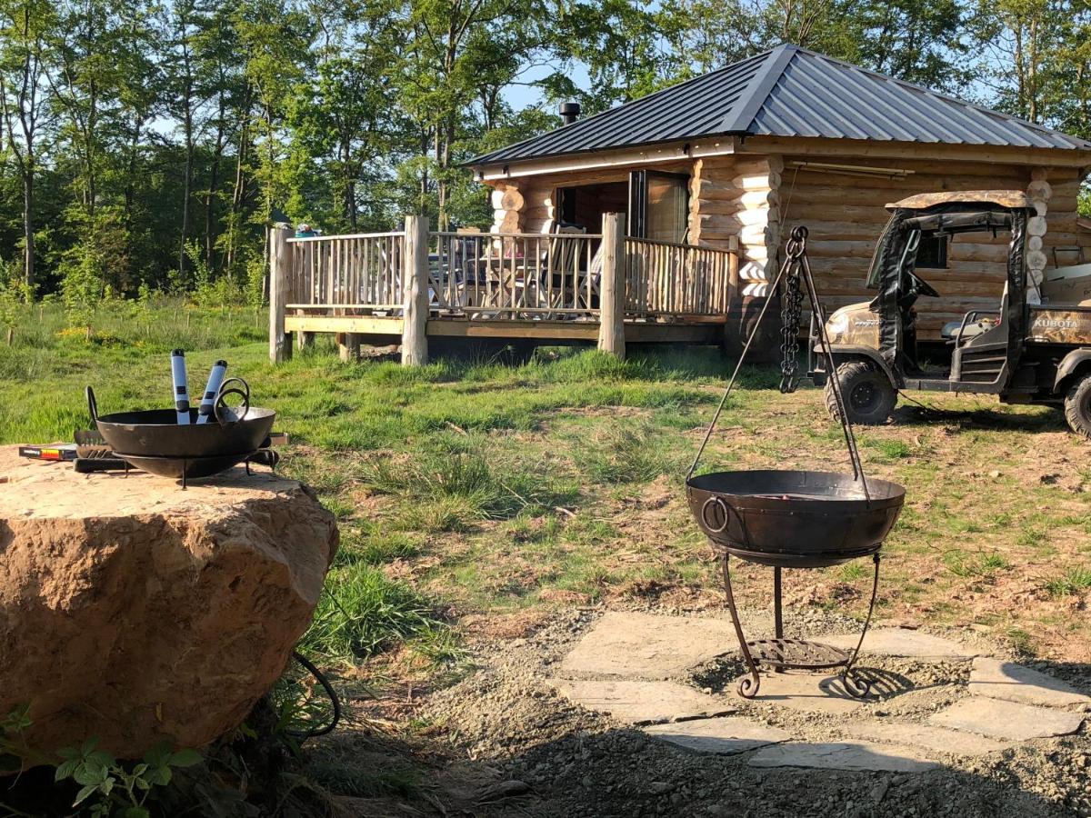 Вилла Coed Y Marchog Woodland Retreat Херефорд Экстерьер фото